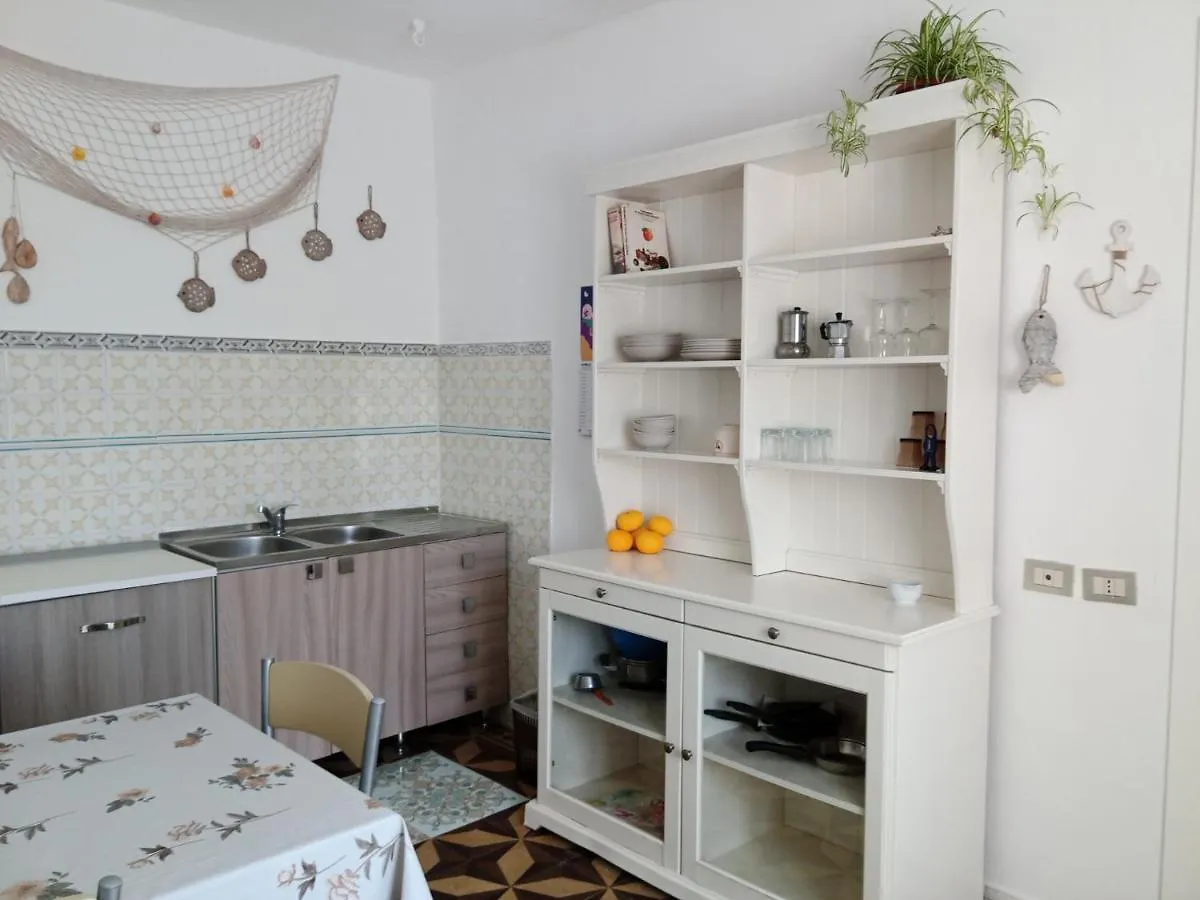 Rosy Rooms 0*, Carignano (Tuscany)